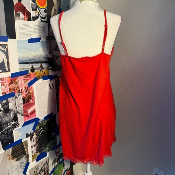 red holiday slipdress size medium - Picture 4 of 6